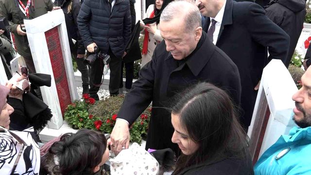 Minik poyraz Cumhurbaşkanı Erdoğan'dan 200 lira harçlığı kaptı
