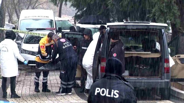 Ümraniye'de mezarlıkta cesedi bulunan kişinin kimliği belirlendi