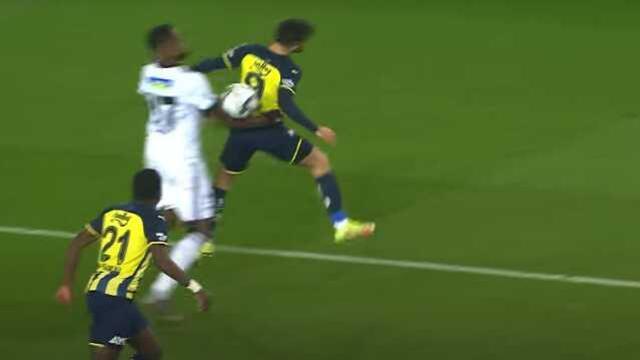 Eski hakem Fırat Aydınus'tan Türk futboluna bomba gibi düşen derbi itirafı! Tüm diyalogları ifşa etti