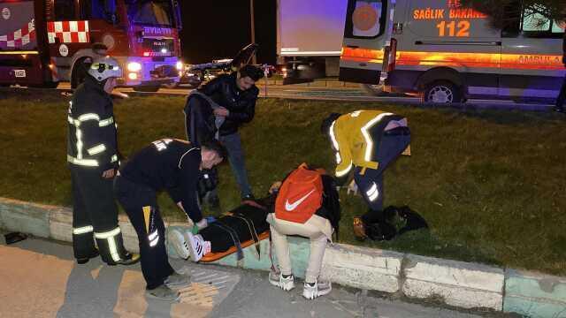 Feci kazada araçtan fırlayan genç kadın hayatını kaybetti, ortaya çıkan bir detay yürek yaktı