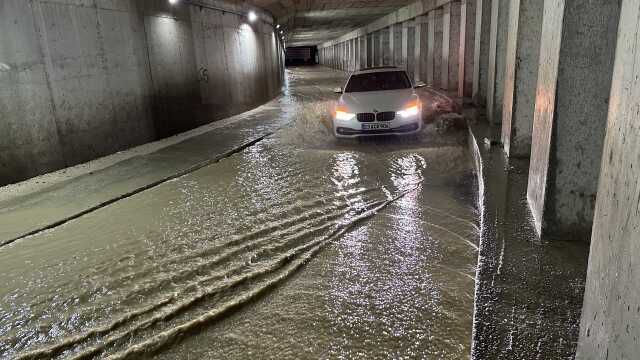 Şanlıurfa'da şiddetli yağmur