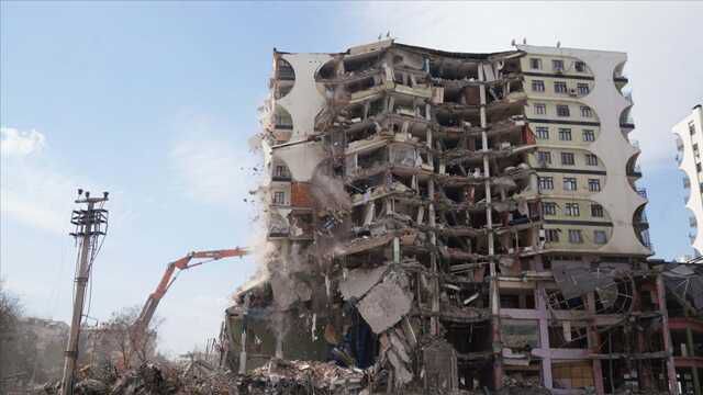 89 kişiye mezar olmuştu! Depremde yıkılan Galeria Sitesinin müteahhidi Ankara'da yakalandı