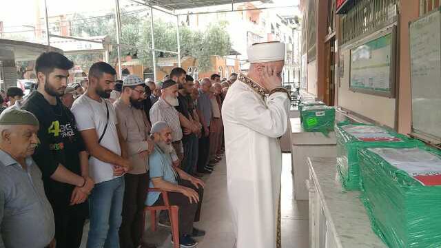 Fransa'da doğan dördüz bebekler yaşamını yitirdi