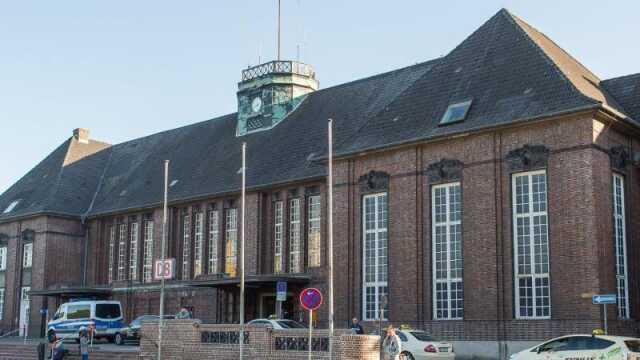 Almanya'da tren istasyonunda oklu saldırı