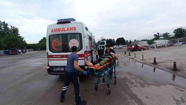 Kocaeli''de Sigara Yüzünden Çıkan Kavga Kanlı Bitti