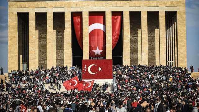 Anıtkabir kaçta kapanıyor? Anıtkabir nerede, hangi ilçede? Anıtkabir bayramda açık mı? Anıtkabir kaçta kapanıyor 2023 bugün?