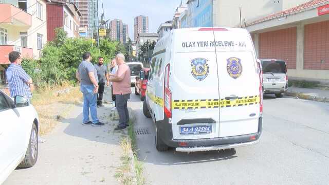 İstanbul'un göbeğinde köpek dehşeti! Kanlar içinde kalan kadın ağır yaralı halde hastaneye kaldırıldı