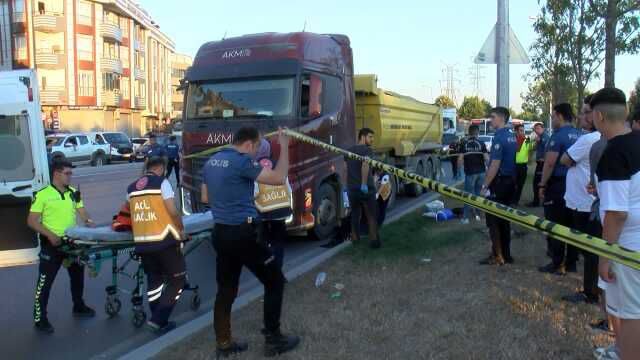 Sultangazi'de Mangal Yakmak İsterken tırın Altında Kalarak Hayatını Kaybetti