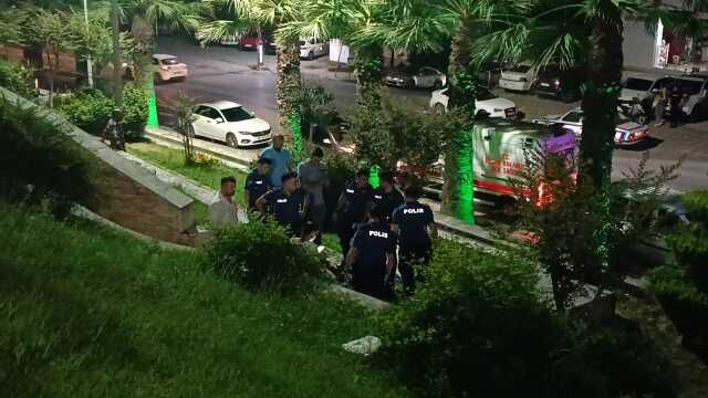 Kocaeli'de genç adam parkta ölü bulundu