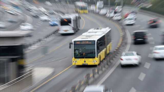 İstanbul'da toplu ulaşıma zam var mı? İstanbul'da toplu taşıma ücretlerine zam geldi mi? Akbil ücretlerine zam geldi mi? Toplu ulaşım zam ne başlıyor?