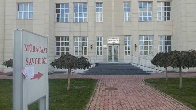 Engelli komşusuna cinsel saldırıda bulunup fotoğraflarını çeken şüpheli tutuklandı