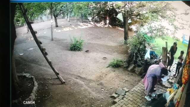 Yaşlı kadın, 'Burada uyuşturucu satmayın' dediği için sopalı saldırıya uğramış