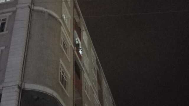 Kocaeli'nde apartmanın 6. katından düşen genç hayatını kaybetti