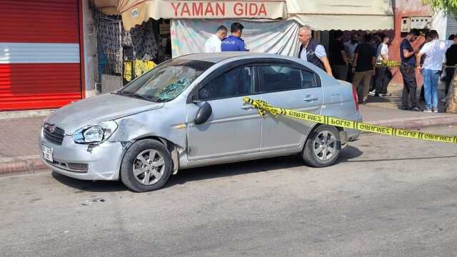Çifte tabancayla infazın yaşandığı caddede 16 yaşında bir genç vuruldu