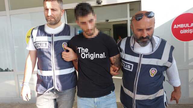 Eşinin ölümünden ceza alan doktoru kaçırdı