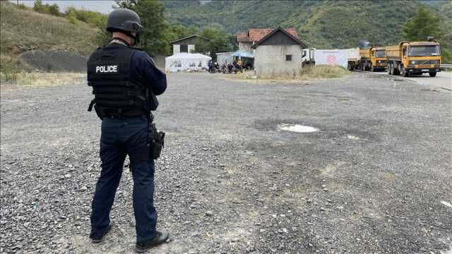Adeta savaşa gelmişler! Kosova'ya saldırı düzenleyen Sırplardan çıkanlar bir orduya yeter