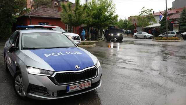 Adeta savaşa gelmişler! Kosova'ya saldırı düzenleyen Sırplardan çıkanlar bir orduya yeter