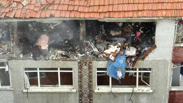Son Dakika: İstanbul Şirinevler'de bir binadaki doğal gaz patlamasında can kaybı 3'e yükseldi