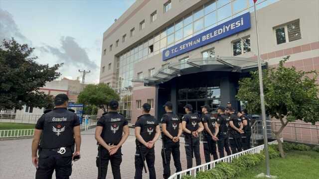 ADANA'DA, SEYHAN VE ÇUKUROVA BELEDİYELERİNE RÜŞVET OPERASYONU