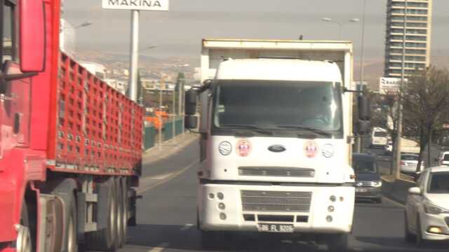 Halk Ekmek Fabrikası'nda bakterili un iddiası! Görüntüler paylaşıldı
