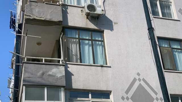 Sevgilisini boğmaya çalıştı, yardım etmek isteyen kişiyi öldürüp 3 kişiyi yaraladı