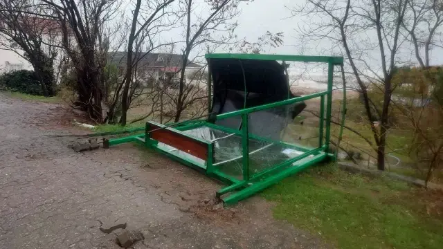 Sakarya'da şiddetli fırtına ve yağış Karasu ilçesini vurdu