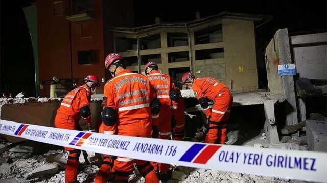 Afet ve acil durum aile planı deprem sonrasında ne kadarlık bir zaman dilimini kapsamaktadır? Aile afet planı ne demek, aşamaları, evreleri nelerdir?