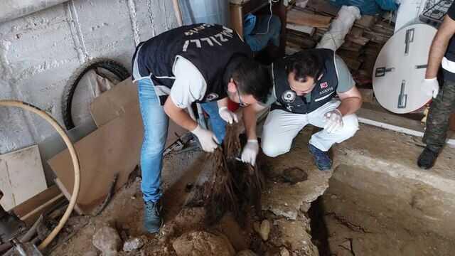 Aydın'da kiracıları öldürüp cesedi evlerinin garajına gömdüler