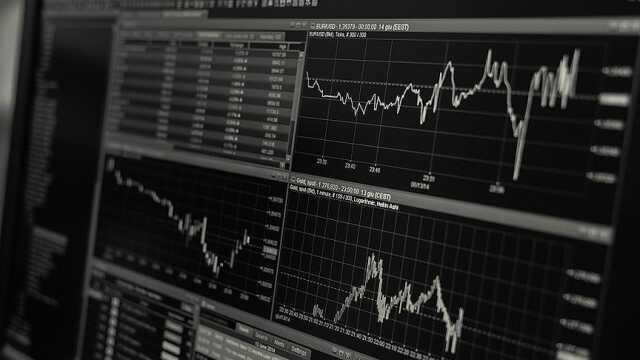 Devalüasyon nedir, olunca ne oluyor? Bir devlet neden devalüasyon yapar? Devalüasyon olursa borsa düşer mi?