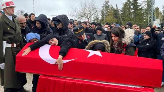 Pençe-Kilit şehidi Samet Aslan, Amasya'da son yolculuğuna uğurlandı