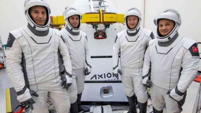 ALPER GEZERAVCI NE ZAMAN DÖNECEK? 2 Şubat Alper Gezeravcı nereye inecek? İlk Türk Astronot Gezeravcı Türkiye'ye ne zaman dönüyor?