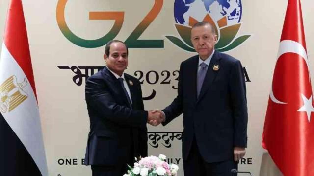 Cumhurbaşkanı Erdoğan, Birleşik Arap Emirlikleri ve Mısır'a resmi ziyaretlerde bulunacak