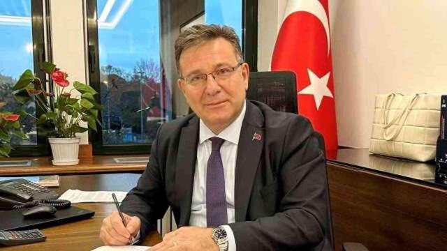 CHP'nin İstanbul Sarıyer'de Mustafa Oktay Aksu'yu aday göstermesi partiyi karıştırdı