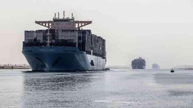 Yemen Hükümeti, İran Destekli Husiler Tarafından Vurulan İngiliz Geminin Neden Olduğu Çevre Kriziyle Mücadele İçin Yardım Talep Etti