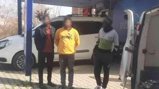 Lezita fabrikası'nda çalışan işçiler, toplu iş sözleşmesi nedeniyle grev başlattı