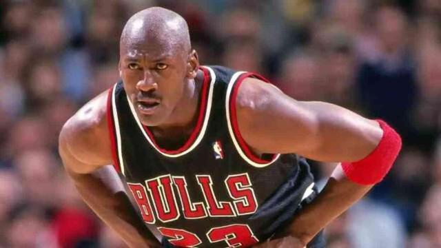 Ticaret Bakanlığı'nın 5 milyon liraya satışa çıkardığı Michael Jordan imzalı ayakkabıları kimse almadı