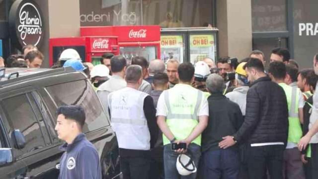 Cumhurbaşkanı Erdoğan'dan sürpriz ziyaret! Akaryakıt istasyonuna uğradı