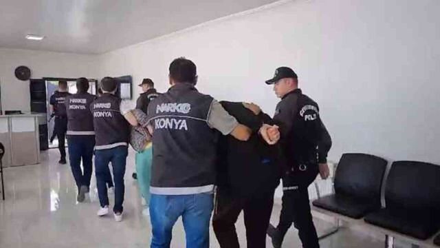Psikiyatri doktorundan reçeteli uyuşturucu ticareti! 36 şüpheli tutuklandı