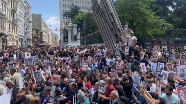 Cumartesi Anneleri bininci hafta eylemini gerçekleştirdi