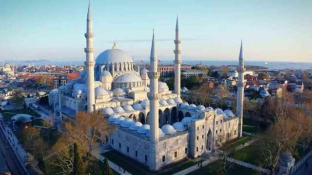 Süleymaniye Camii Mimar Sinan'ın hangi eseri? Süleymaniye Camii ne zaman yapıldı, özellikleri neler? Süleymaniye Camii hakkında bilgiler…