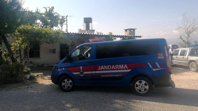 Tilki avı acı bitti! Kendini vuran yaşlı adam suratından ağır yaralandı