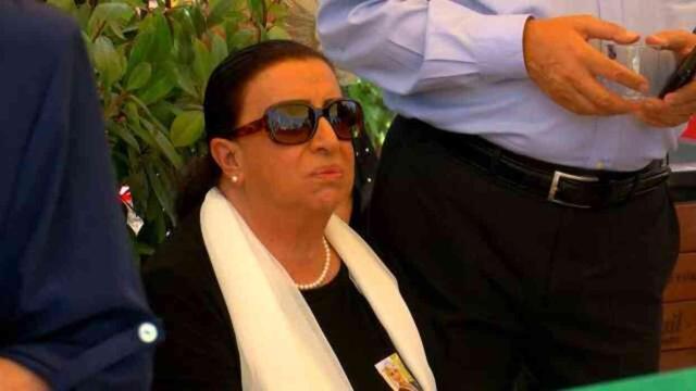 Sunucu Erkan Yolaç'ın eşi Asuman Tuğberk Yolaç son yolculuğuna uğurlandı