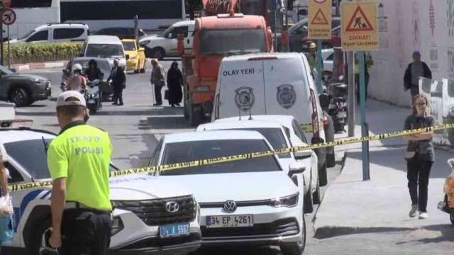 İstanbul'da korkunç saldırı! Aracına çok sayıda mermi isabet eden öğretmen hayatını kaybetti