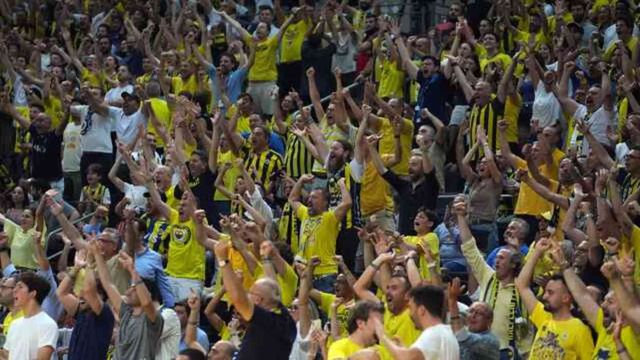 Anadolu Efes'i 3-1 yenen Fenerbahçe Beko, Basketbol Süper Ligi şampiyonu oldu