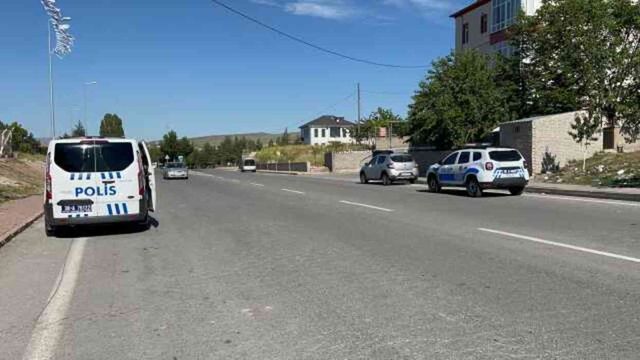 Kurban pazarında zabıtayla tartışıp kendini astı! Çevredekiler son anda kurtardı