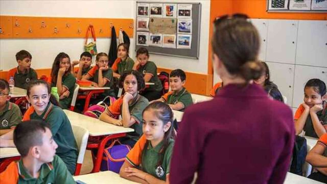 Bakan Tekin sinyali verdi! Öğretmen olmak için şartlar değişecek
