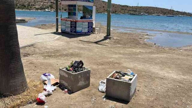 Tatilciler gitti, çöpleri kaldı! Bodrum'da 9 günde 7 bin 800 ton çöp çıktı