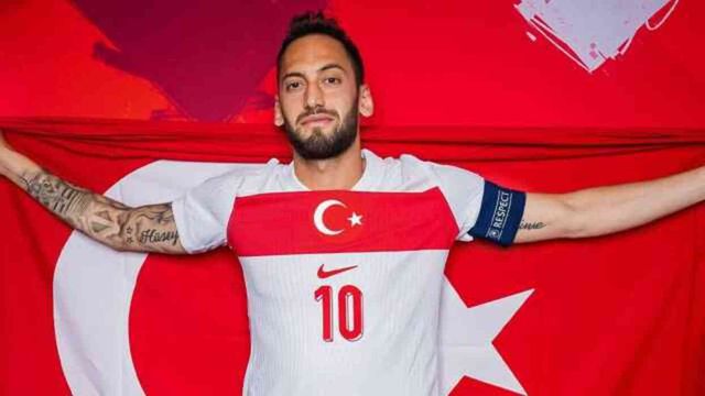 Hakan Çalhanoğlu neden yok, sakatlandı mı? Avusturya-Türkiye maçında Çalhanoğlu neden kadroda yok, cezalı mı?