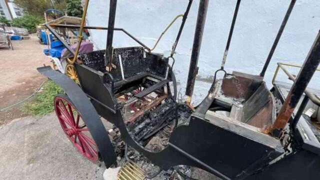 Kundaklanan faytonu söndürmeye çalışanlara kurşun yağdı: 1 ölü, 5 yaralı