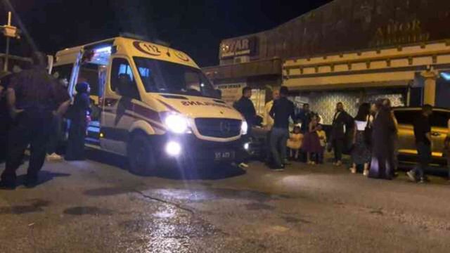 Düğünde kavga! Sandalyeler havada uçuştu, 4 kişi hastanelik oldu